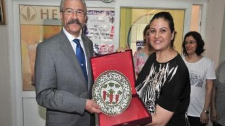 Vali Cerrah, &Ccedil;inicilik Kursunu Ziyaret Etti