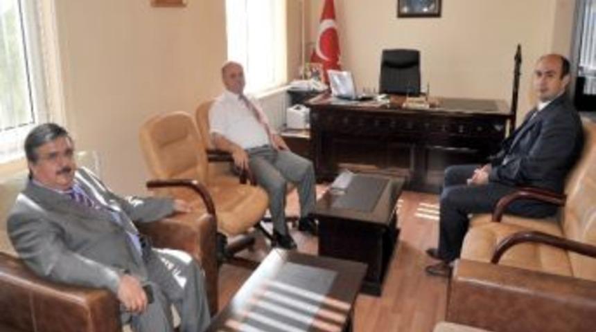 Vali &Ccedil;akacak Sivaslı Kaymakamı İle Tatar Ve Sel&ccedil;ikler Belediyesini Ziyaret Etti