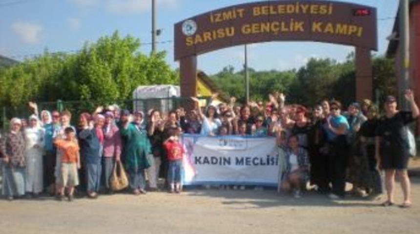 İzmitli Kadınlar Kampta