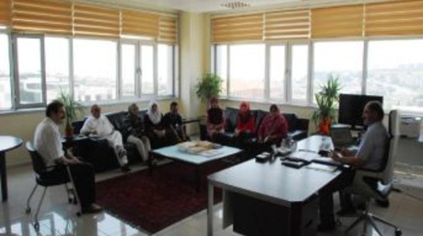 Malezyalı &Ouml;ğrencilerden Rekt&ouml;r Şimşek&rsquo;e Ziyaret