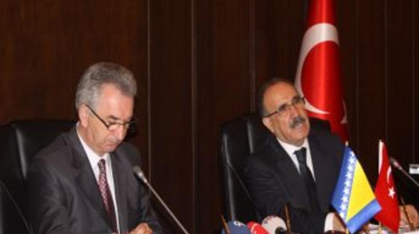 Beşir Atalay: &Uuml;&ccedil;&uuml;nc&uuml; Yargı Paketinde CMK 250 Ile Ilgili D&uuml;zenleme De Var