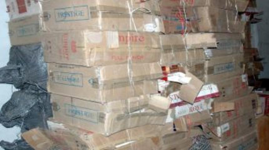 Van'da Ka&ccedil;ak Sigara Operasyonu