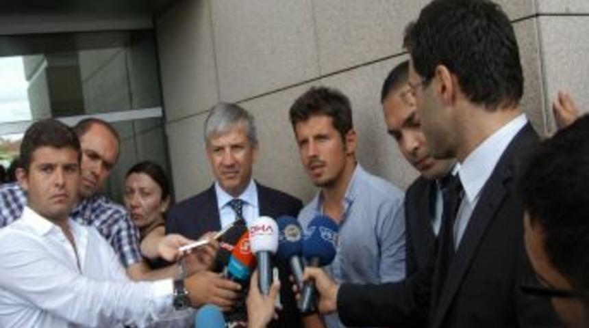 Emre Bel&ouml;zoğlu, Aziz Yıldırım Ile Vedalaştı