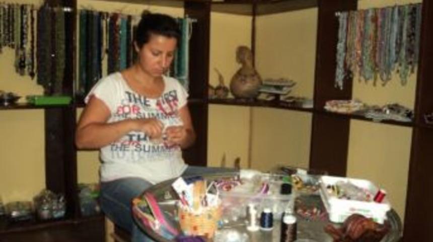 &Ouml;demiş Arastası&rsquo;na Kadın El Emeği İlgisi