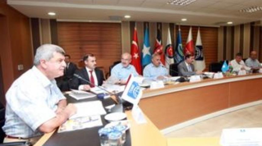 Afrikalı başkanlara sertifika verdi