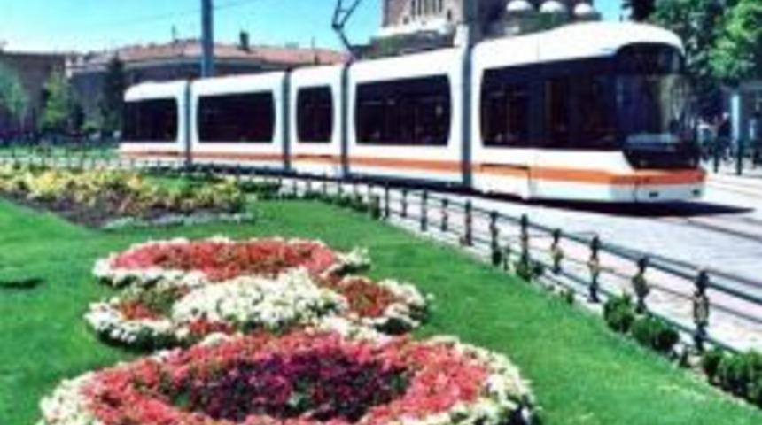 Estram Seferlerini Sıklaştırdı