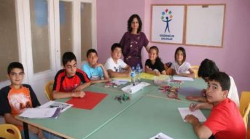 Eğitim G&ouml;n&uuml;ll&uuml;leri Vakfı'ndan Yaz D&ouml;nemi Faaliyetleri