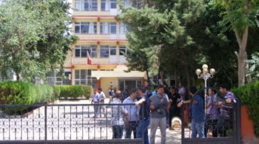 Viranşehir Belediyesi'nin 650 &Ccedil;ocuğa Siyasi Eğitim Verdiği Merkez Kapatıldı