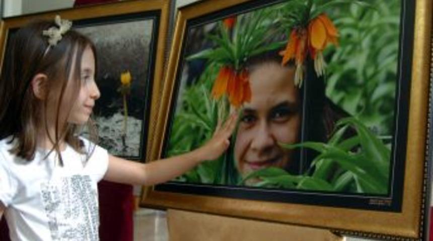 '&Ccedil;i&ccedil;ek &Ccedil;i&ccedil;ek Kahramanmaraş' Fotoğraf Sergisi A&ccedil;ıldı