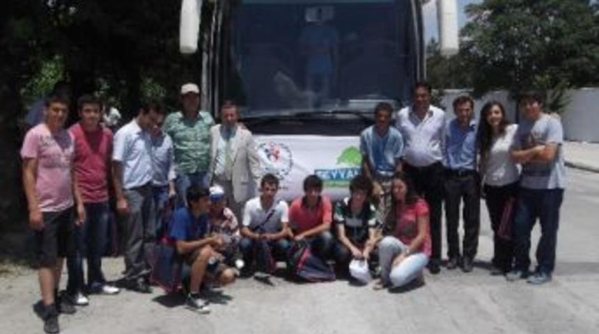 40 &Ouml;ğrenci Konya&rsquo;ya Uğurlandı