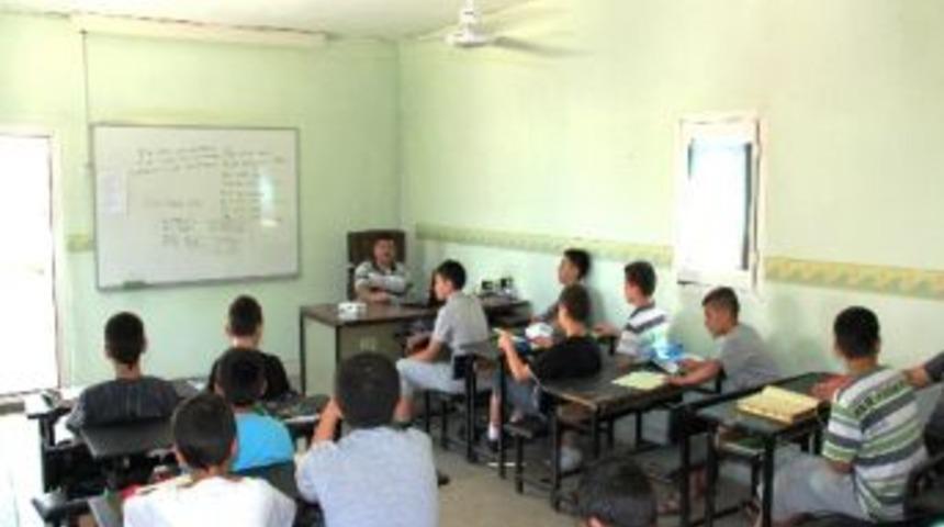 Sarıg&ouml;l&rsquo;de Bin 200 &Ouml;ğrenci Kuran-ı Kerim &Ouml;ğreniyor