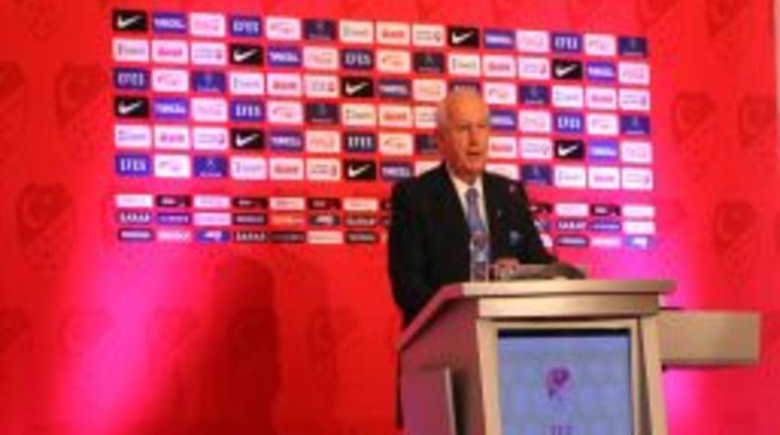 Erzik: T&uuml;rk Futbolunun &Ccedil;ağı Yakalaması I&ccedil;in Her T&uuml;rl&uuml; Gayreti G&ouml;stereceğim