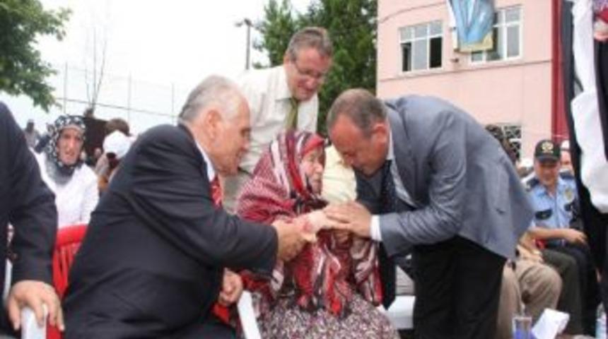 95 Yaşındaki Fatma Nine&rsquo;nin Eğitim Aşkı