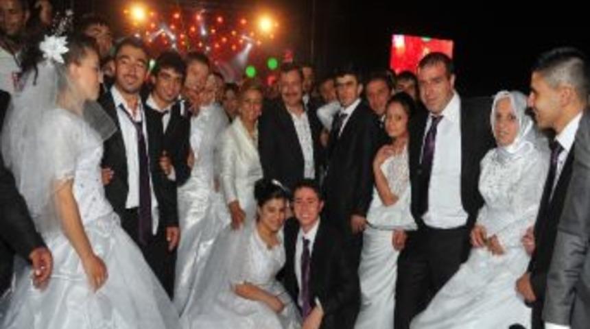 Ankara B&uuml;y&uuml;kşehir Belediyesi'nden 212 &Ccedil;ifte D&uuml;ğ&uuml;n