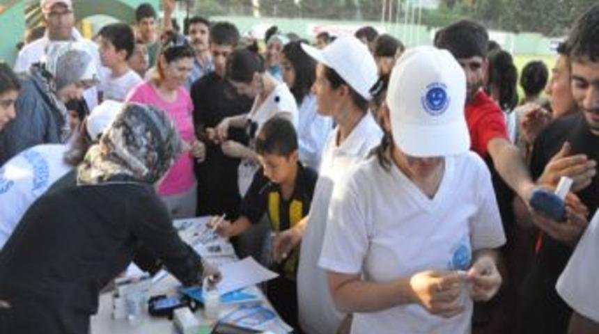 Adıyamanlı Sporculara &Uuml;zretsiz Sağlık Taraması Yapıldı