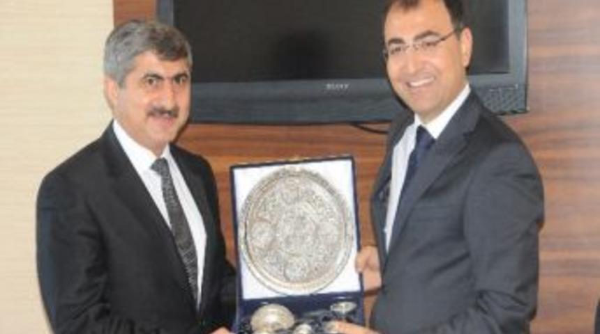 B&ouml;lge İdare Mahkemesi Başkanı, Adli Yargı Ve Adalet Komisyonu Başkanı İ&ccedil;in Veda Yemeği D&uuml;zenlendi