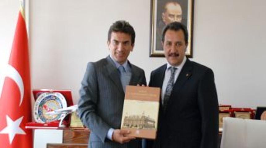 Başkan Kaya: En Kaliteli Fıstık Birecik&rsquo;te Yetişiyor