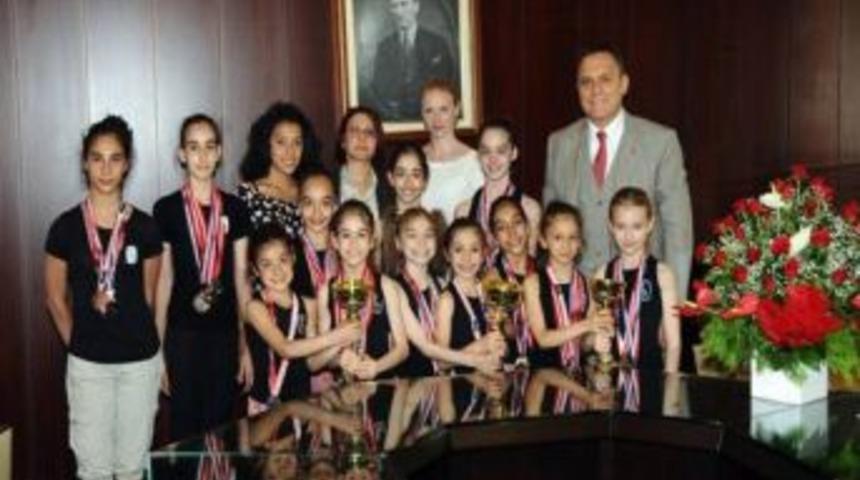 Hacettepe'nin &Ouml;d&uuml;ll&uuml; Jimnastik&ccedil;ileri