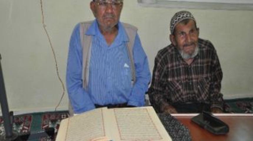 90 Yaşında Kuran-ı Kerim &Ouml;ğreniyor
