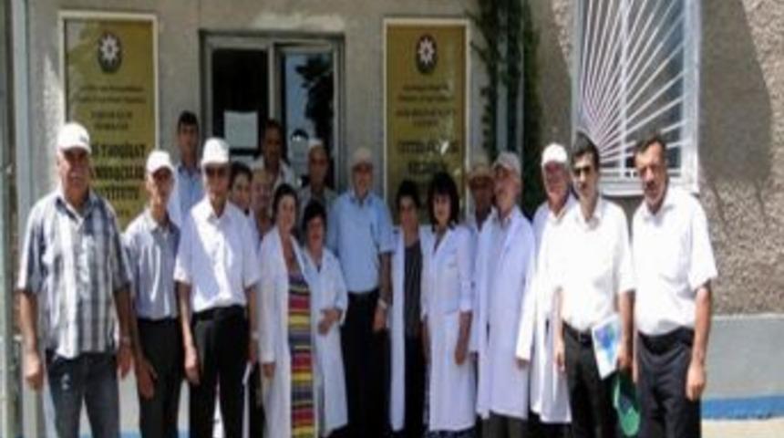 Nazilli Pamuk&rsquo;tan Azerbaycan&rsquo;da Zararlı Eğitimi