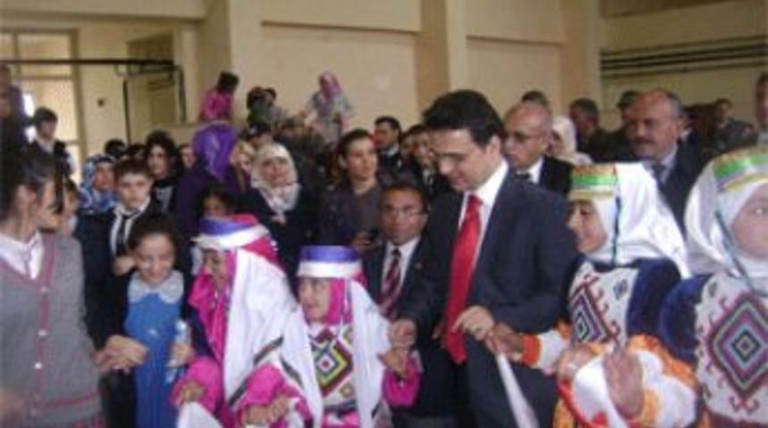 G&uuml;rsoy ile Kağızman gelişiyor