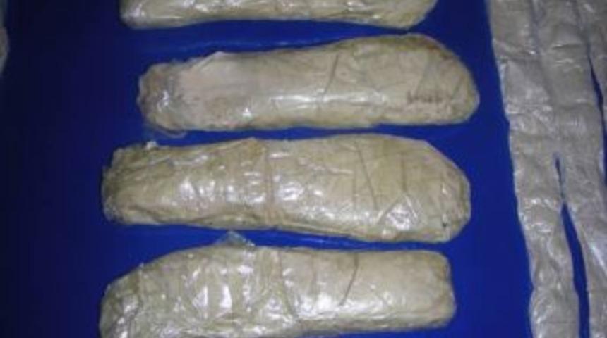 Muş&rsquo;ta 3,5 Kg Eroin Ele Ge&ccedil;irildi, Ş&uuml;pheli 2 Yabancı Tutuklandı