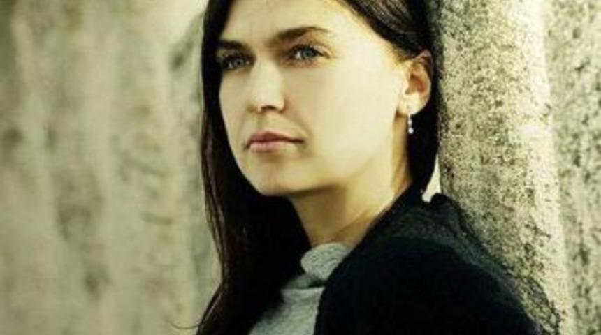 "baş&ouml;rt&uuml;s&uuml; Tekstil Malzemesi" S&ouml;z&uuml; Şevval Sam'a Pahalıya Patladı