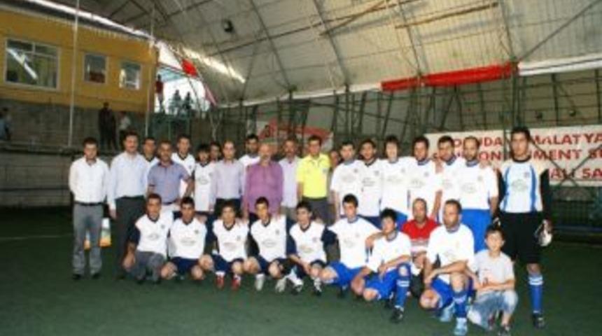 Mahaller Arası Futbol Turnuvası &Ccedil;ekişmeli Başladı