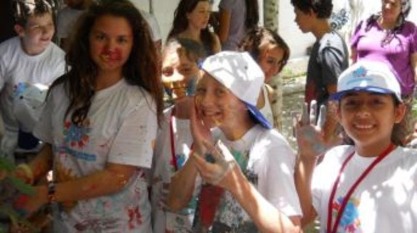 &Ccedil;ocuk Dostu Kentler Buluşması Coşkulu Ge&ccedil;ti