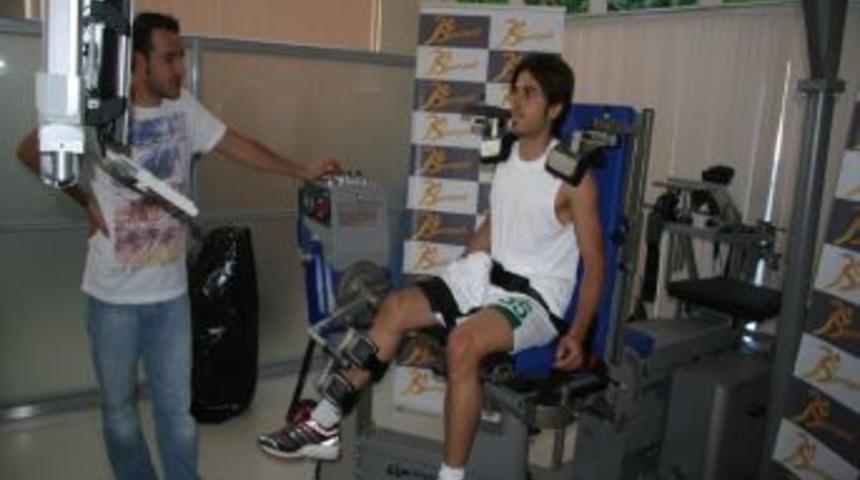 Bursasporlu Futbolcular Sağlık Kontrol&uuml;nden Ge&ccedil;ti