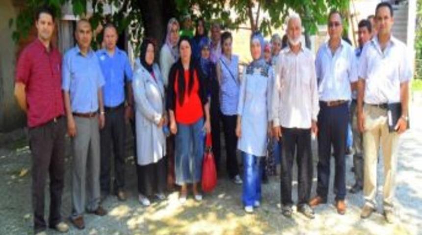 Yığılca&rsquo;da Ahududu Tarla G&uuml;n&uuml; D&uuml;zenlendi