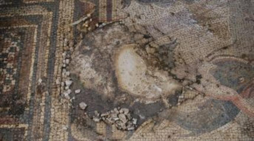 Anavarza Mozaikleri Yok Olma Tehlikesiyle Karşı Karşıya