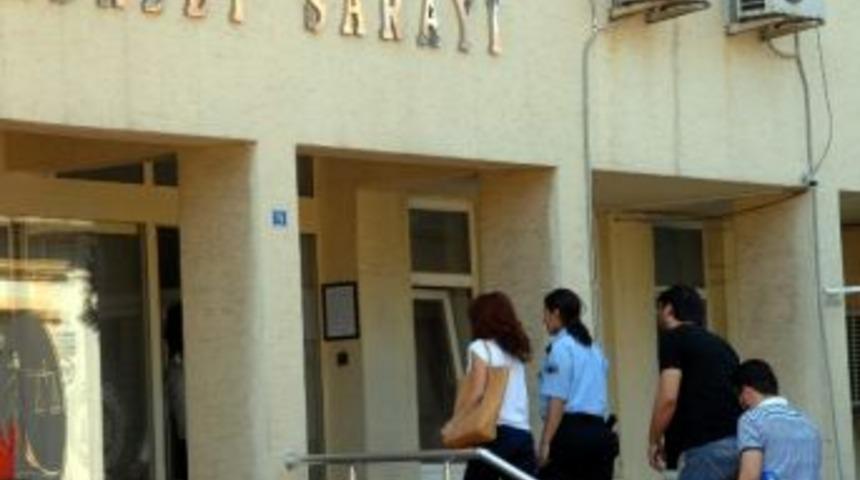 &Ccedil;anakkale Belediye Başkan Yardımcısı &Ouml;zyayla Adliyeye Sevk Edildi