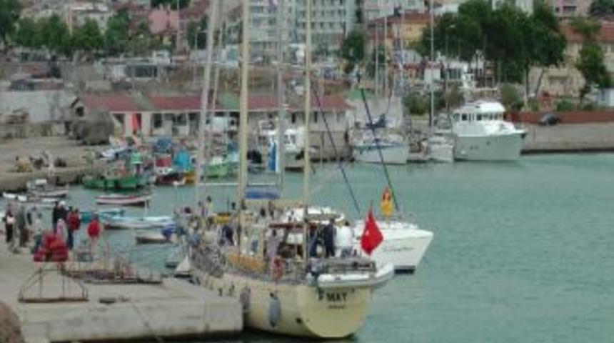 Karadeniz Yat Rallisi Ak&ccedil;akoca'ya Ulaştı