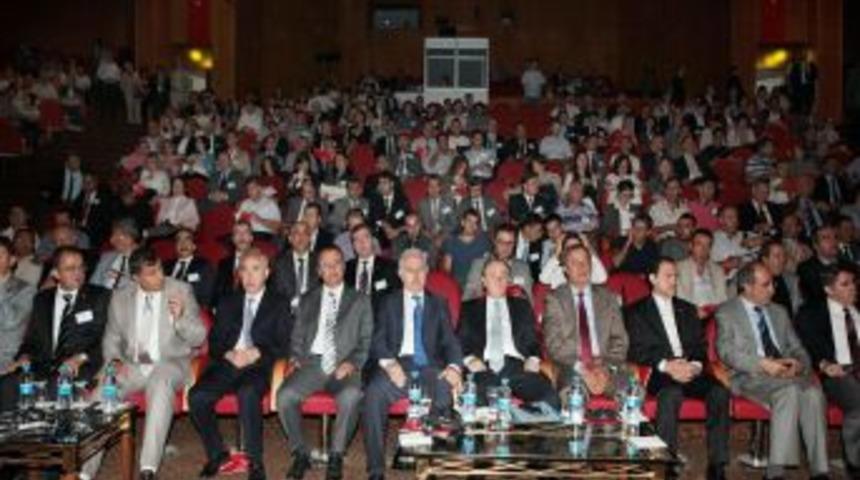 Uluslararası Şiddet Sempozyumu Erzurum'da Başladı