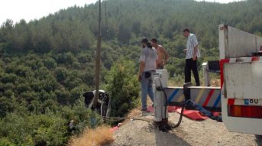 Yayla Yolunda Kaza: 2 &Ouml;l&uuml;, 2 Yaralı