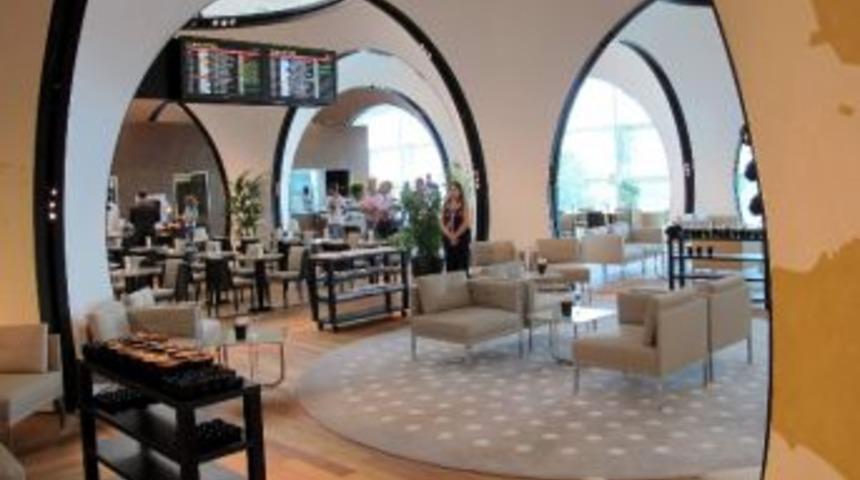 (&ouml;zel Haber) Hayr&uuml;nnisa G&uuml;l, Thy&rsquo;nin Cıp Salonu&rsquo;na Hayran Kaldı