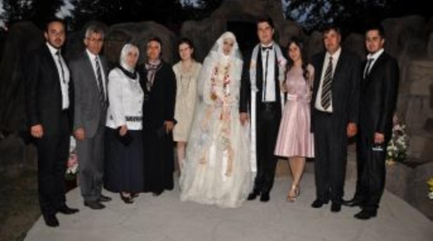 Nikah Bursa'da, D&uuml;ğ&uuml;n Gaziantep'te