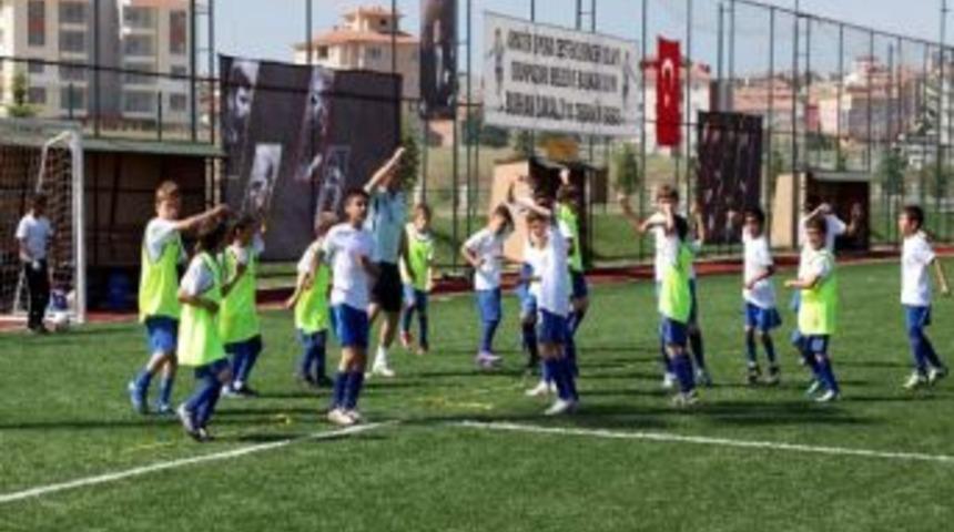 Gen&ccedil; Yetenekler Odunpazarı Yaz Okulunda H&uuml;nerlerini Sergiliyor