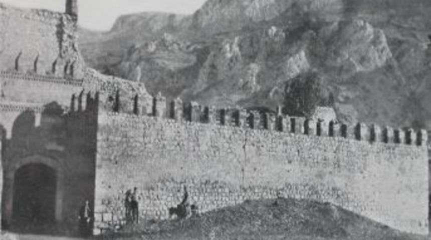 İ&ccedil;eri Şehrin Giriş Kapısı Yeniden A&ccedil;ılacak