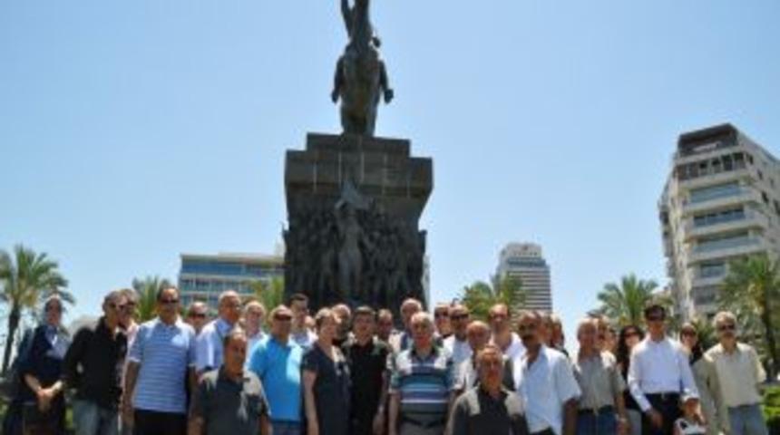 İzmir'de Yaşayan Erzincanlılar: CHP'li Vekiller &Ouml;z&uuml;r Dilesin