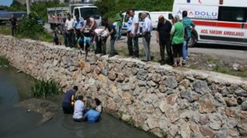 Hastaneye Yatmak Istemeyen Kadın Su Kanalına Atladı