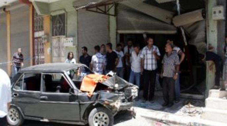 14 Yaşındaki S&uuml;r&uuml;c&uuml; Yayaların Arasına Daldı: 8 Yaralı