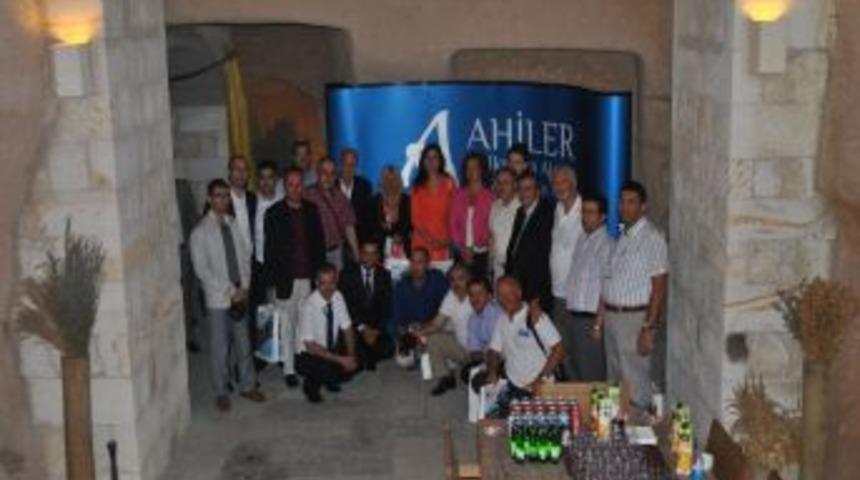 Kapadokya D&uuml;nyaya Tanıtılıyor