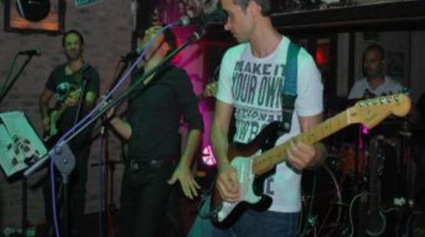 Rock&rsquo;lar Grup Badem İle &Ccedil;oştu