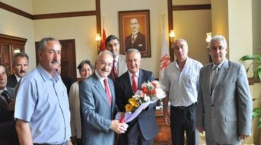 Chp İl Teşkilatından Vali Yenig&uuml;n&rsquo;e Ziyaret