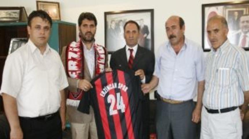 Erzincanspor Y&ouml;netimi&rsquo;nden Başkan &Ccedil;akır&rsquo;a Ziyaret