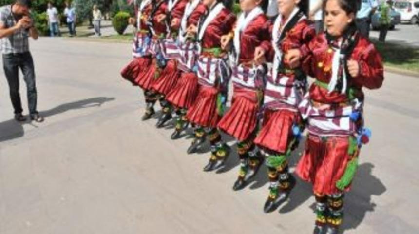 Halkoyunları Yıldızlar T&uuml;rkiye Şampiyonası Akşehir&rsquo;de Başladı