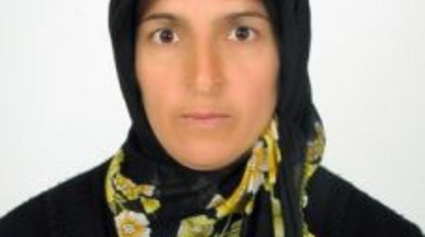 Muhtarın Eşini, ecel yolda yakaladı