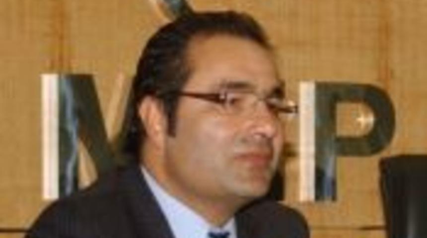 Karabatak, Rekt&ouml;r Acar'a esti g&uuml;rledi